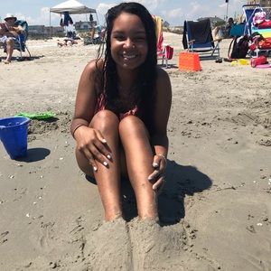 Meet your Posher, Alyssa